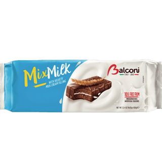 Balconi Mix sponge cakes with a creamy milk filling.